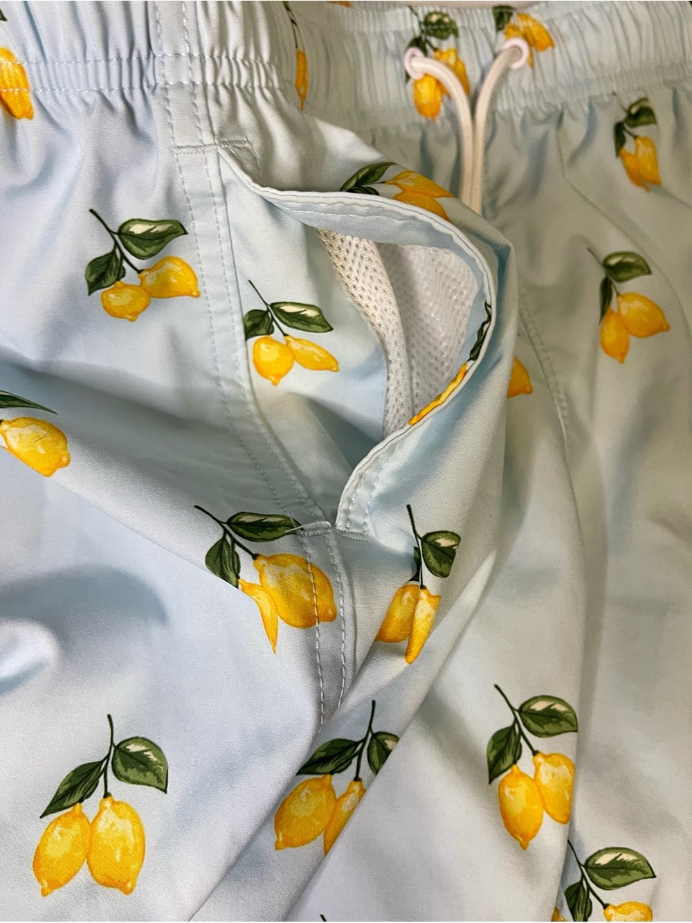 Men’s Lot of 3 Swim Shorts - Hollister & Maamgic - Picture 5 of 14